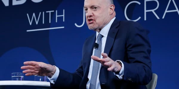 هزینههای جنونآمیز هوش مصنوعی: آیا این حباب داتکام جدید است؟ هزینههای جنونآمیز هوش مصنوعی: آیا این حباب داتکام جدید است؟