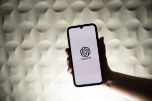 استفاده از ChatGPT: یافته‌های جالب از بزرگترین مطالعه OpenAI