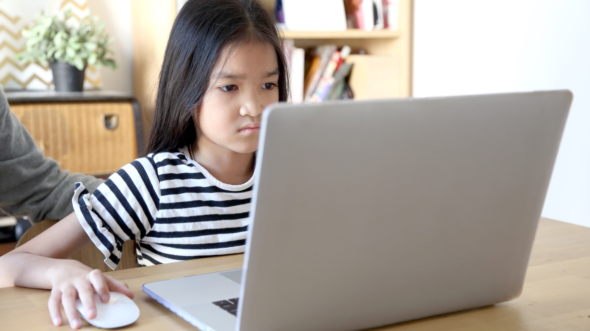 چگونه ChatGPT می‌تواند به تحصیل شما کمک کند