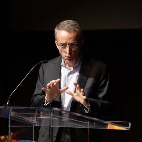 هوش مصنوعی مسیحی: تأثیر بر تکنولوژی و صنعت