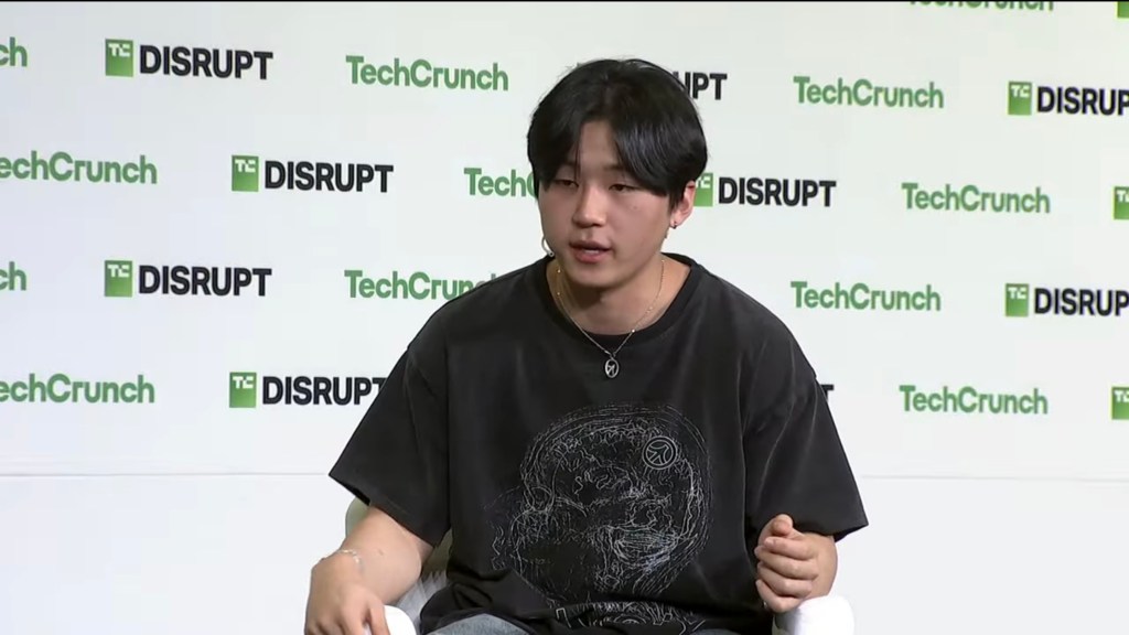 استراتژی بازاریابی ویروسی استارتاپ: کلید موفقیت در دنیای فناوری