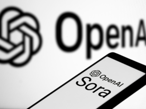 اپلیکیشن Sora به محبوب‌ترین برنامه اپ‌استور تبدیل شد – اما هنوز برای استفاده نیاز به دعوت‌نامه دارید