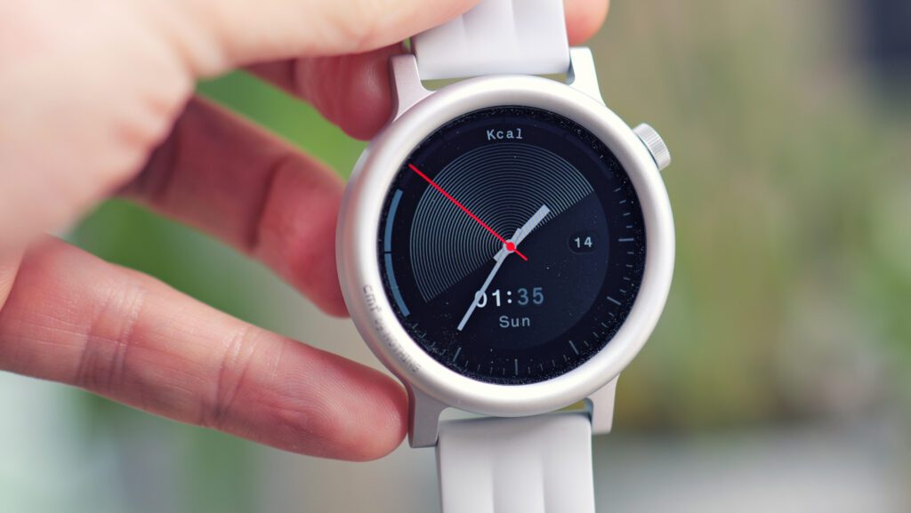 بررسی کامل ساعت هوشمند CMF Watch 3 Pro؛ ترکیبی از طراحی زیبا و عملکرد قدرتمند