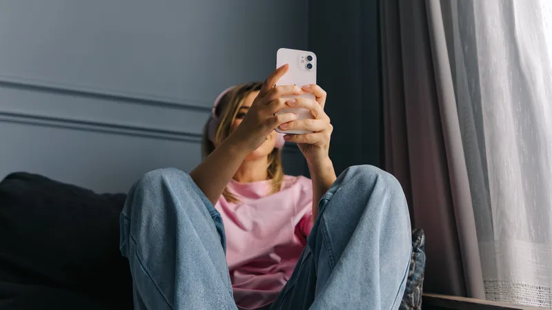 تشخیص صدای هوش مصنوعی: چگونه صداهای ماشینی را شناسایی کنیم