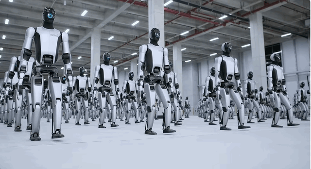 ربات انساننما UBTech Walker S2