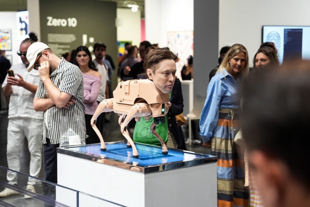 هنرمند دیجیتال بیپل و روبات‌های 0K در آرت بازل میامی