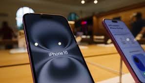 آپدیت‌های امنیتی اپل و گوگل